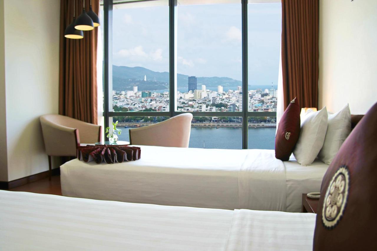 Da Nang Han River Hotel Exterior foto