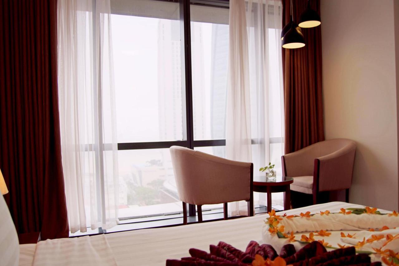Da Nang Han River Hotel Exterior foto